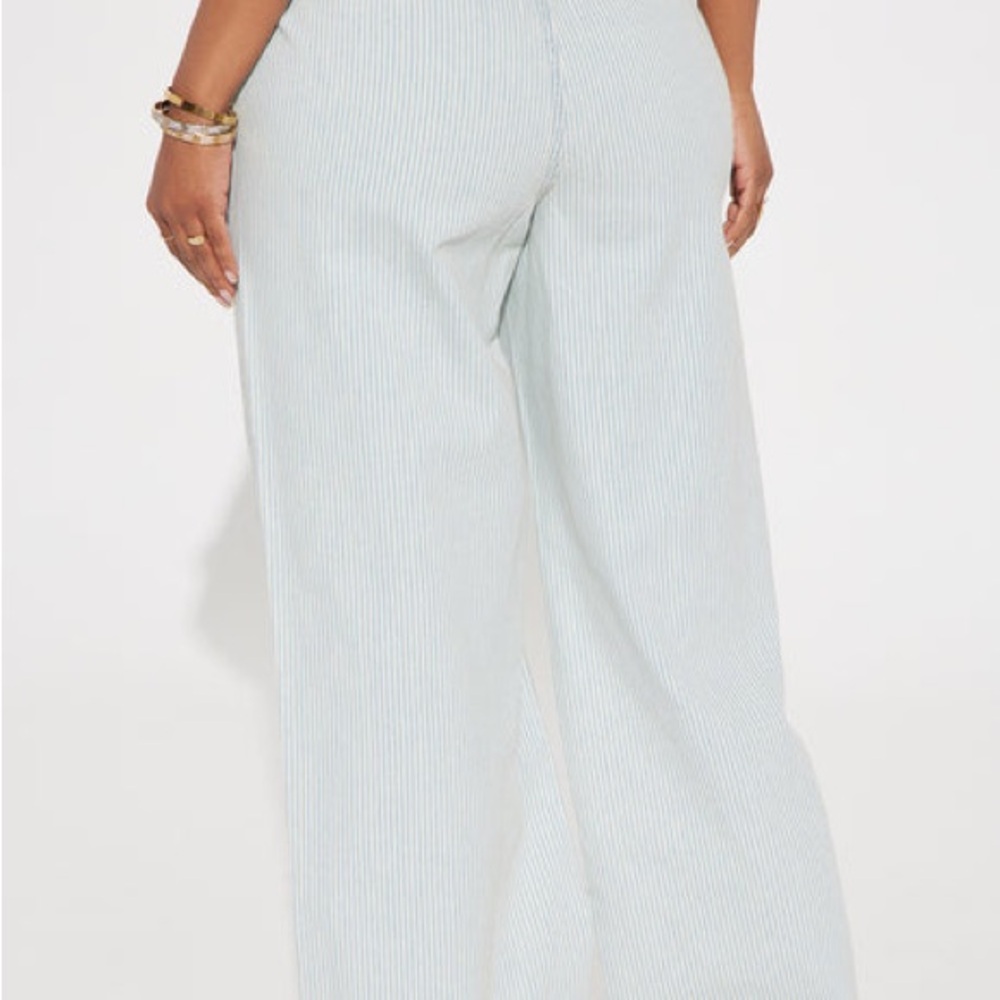 Fashion Nova Light Blue  stripes Wide Leg Jeans size m